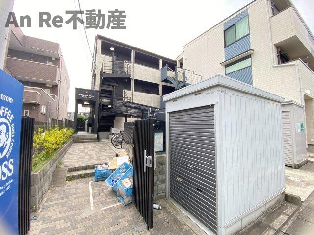 鳩ヶ谷ハウスのエントランス