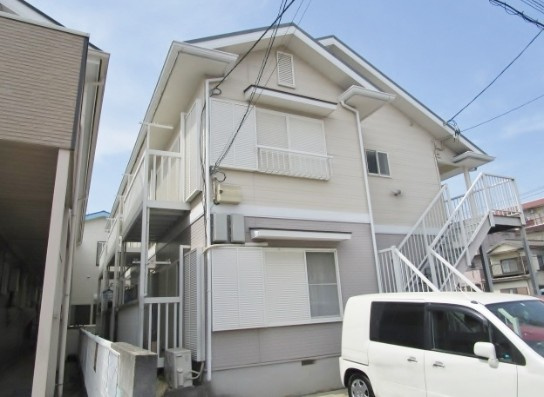 相模原市中央区すすきの町のアパートの外観