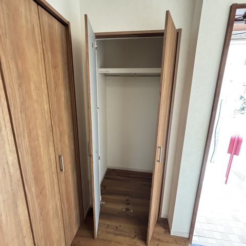 南楠葉戸建の収納