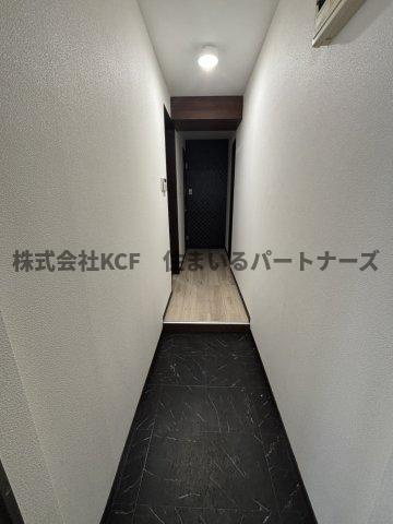 パステル12の玄関