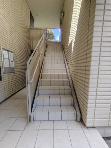 エクレール湘南のロビー