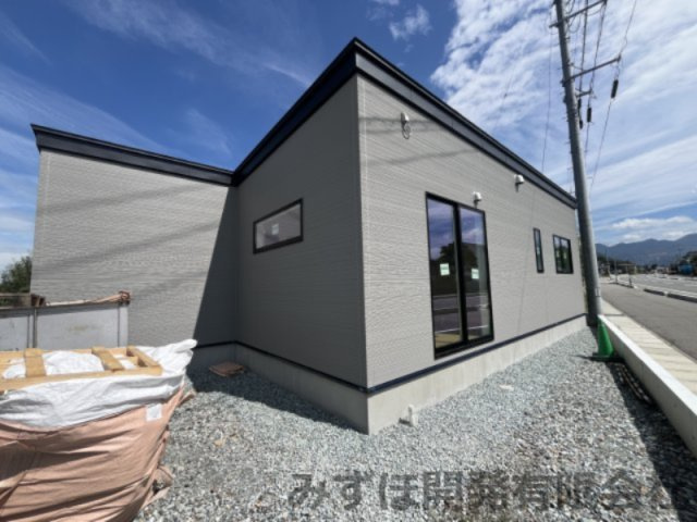 天童市荒谷89-1の外観|9/14　道路側からの外観
