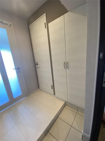 MODERN PALAZZO KEGO SUN(ケゴサン）の玄関