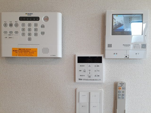 ヒカルサ高岡角ウエストのセキュリティ