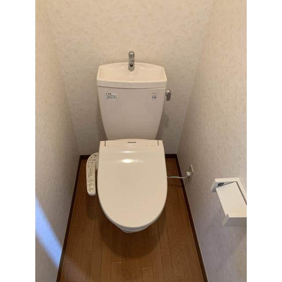 【トイレ】 | アドニスコート | トイレです