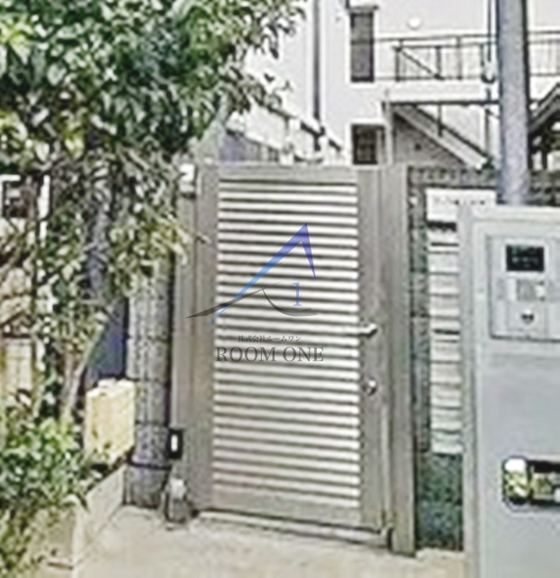ヴィラ新江古田のエントランス|エントランスです。