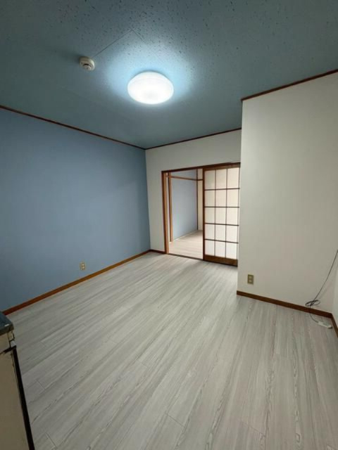 八王子市長沼町のアパートの内装