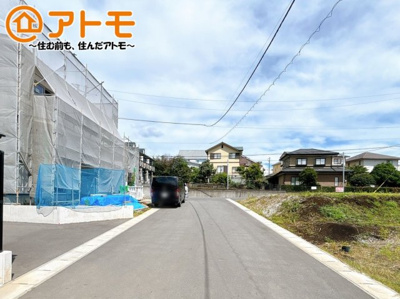 【前面道路含む現地写真】 | 沼津市西椎路　新築一戸建て　2号棟