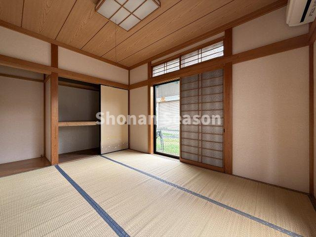 【現地画像あり】平塚市西真土　中古戸建　32.63坪の和室|畳はクッション性があり、小さなお子様がいるご家庭でも重宝されるます♪