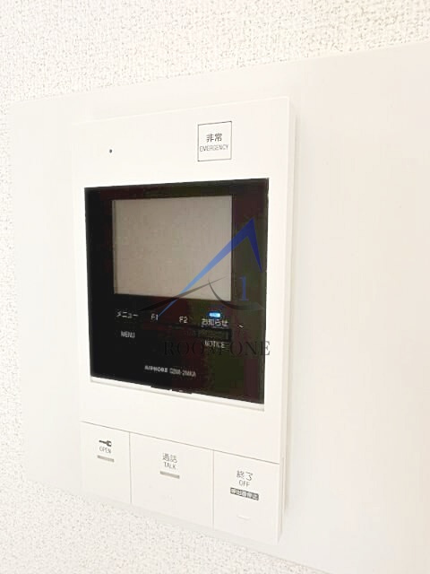 フェニックス笹塚駅前のセキュリティ|モニター付きインターホンです。