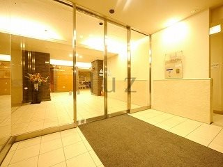 ヨコハマオールパークス第四街区のセキュリティ|オートロック完備で女性も安心！