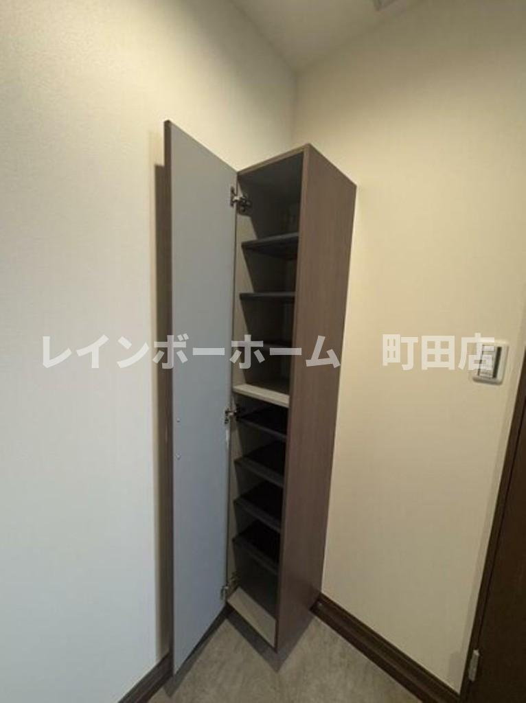Raffine※初期費用分割あと払いサービス利用可能物件の玄関