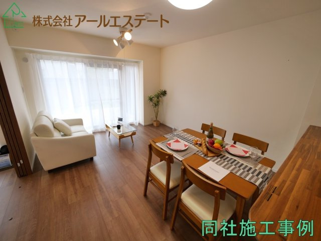 グランドメゾン姫路　　中古マンションの居間・リビング|同社施工事例
