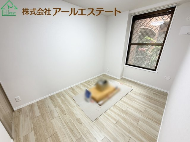 グランドメゾン姫路　　中古マンションの洋室