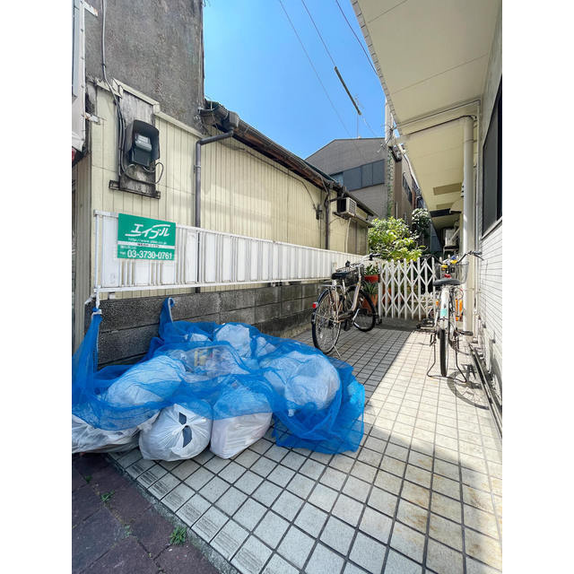 ゴミ置き場
