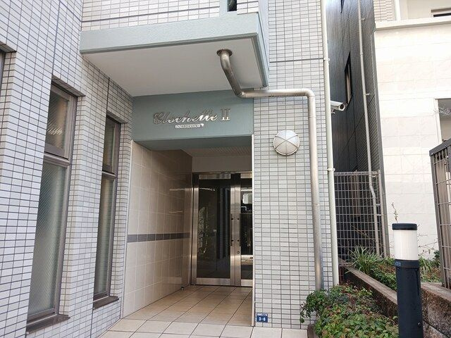 クロシェットⅡのエントランス