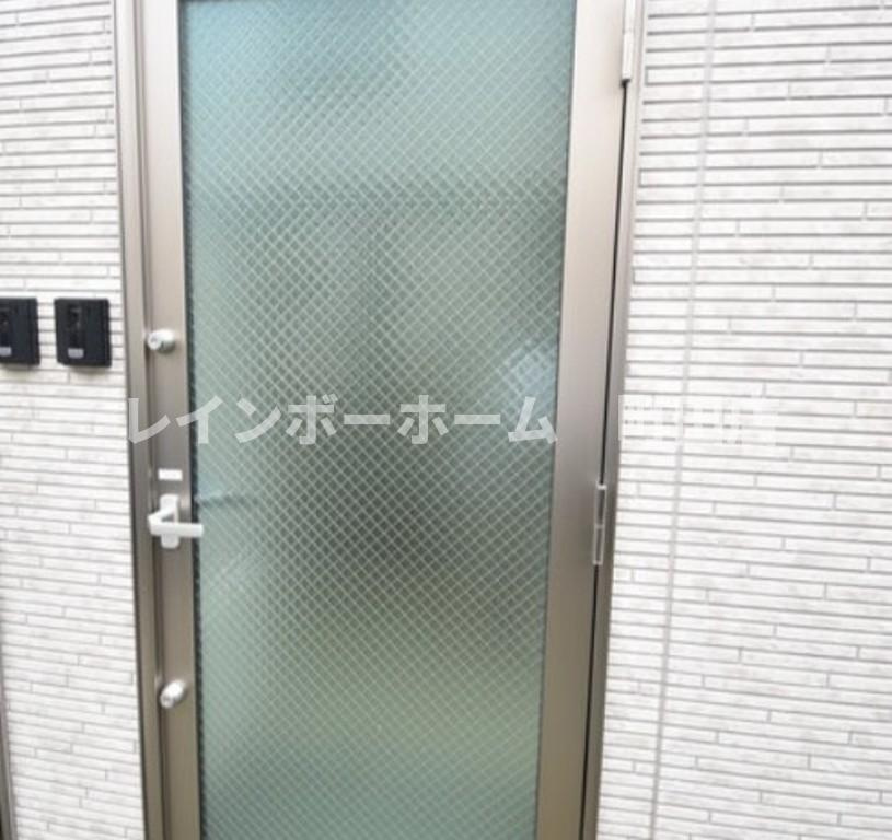 カインドネス町田旭町※初期費用分割あと払いサービス利用可能物件の玄関