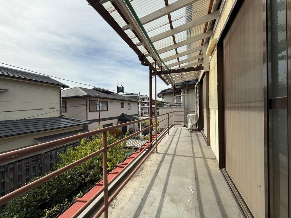 山之上3丁目　中古一戸建てのバルコニー|■物件内覧・資金計画相談・住宅ローン相談、リフォーム相談、お問合せ受付中■
※当日・翌日のご内覧、ご相談はお電話でのお問合せがスムーズです！