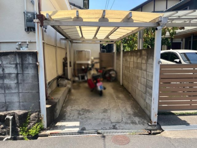 山之上3丁目　中古一戸建ての駐車場|■物件内覧・資金計画相談・住宅ローン相談、リフォーム相談、お問合せ受付中■
※当日・翌日のご内覧、ご相談はお電話でのお問合せがスムーズです！