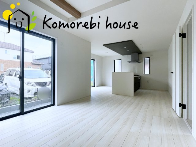 さいたま市プラザ　6期　新築一戸建て　グラファーレ　01の居間・リビング|こちらの居間で趣味の時間をお楽しみください