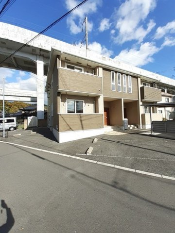 フレグランス広石の駐車場