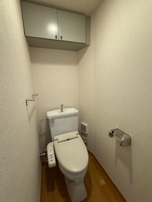 【トイレ】 | アクア | ゆったりとした空間のトイレです