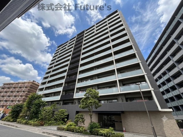 プレイズ三郷中央の外観|2018年1月築のオートロック付マンション
