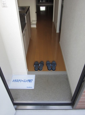 【玄関】 | クラッピングハウス | 同一仕様