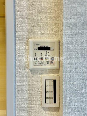 スターコート豊洲の浴室|【浴室乾燥機】暖房・冷風・換気・乾燥が可能です。毎日を快適に過ごせるうれしい機能が揃っています。雨の日の洗濯物も安心です。