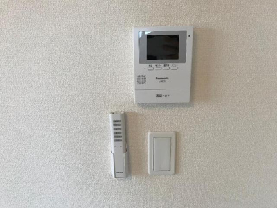 【内装】 | エクラメゾン | カメラ付インターホン