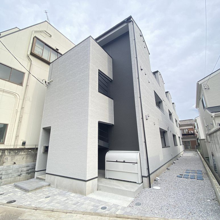 青梅市裏宿町のアパートの外観