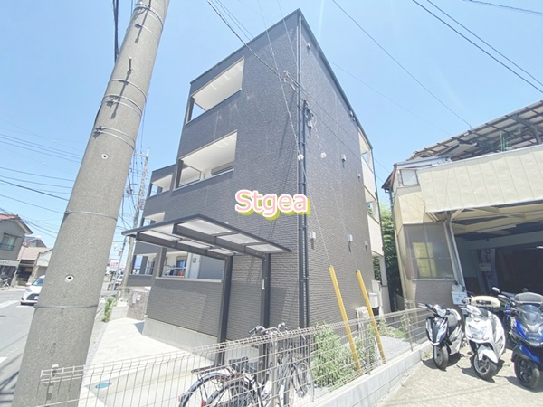 カサデルソル岩槻の外観
