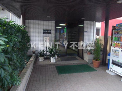 【エントランス】 | トップルーム品川 | 落ち着いたエントランスです