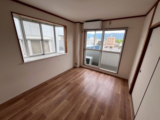 ビートル山本北の洋室