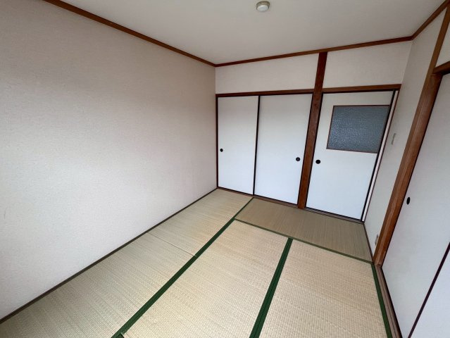 ビートル山本北の和室