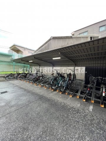 北梅田サニーアパートメントのその他|自転車
