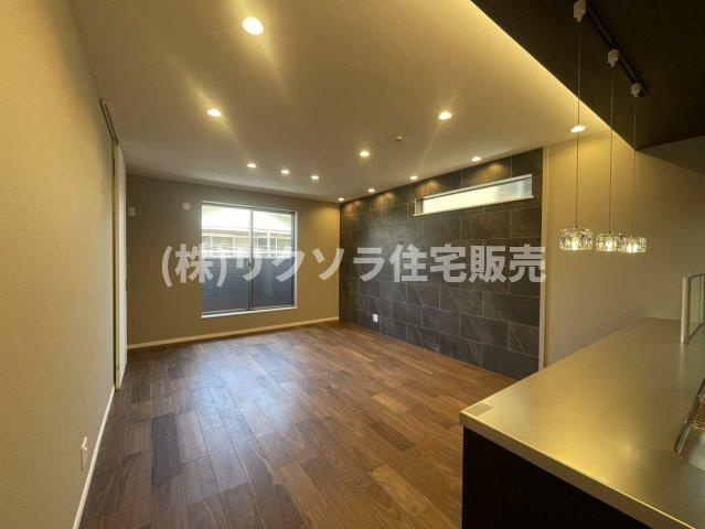 走谷1丁目　中古一戸建てのダイニング|LDK16.0帖
■物件内覧・資金計画相談・住宅ローン相談、リフォーム相談、お問合せ受付中■
※当日・翌日のご内覧、ご相談はお電話でのお問合せがスムーズです！