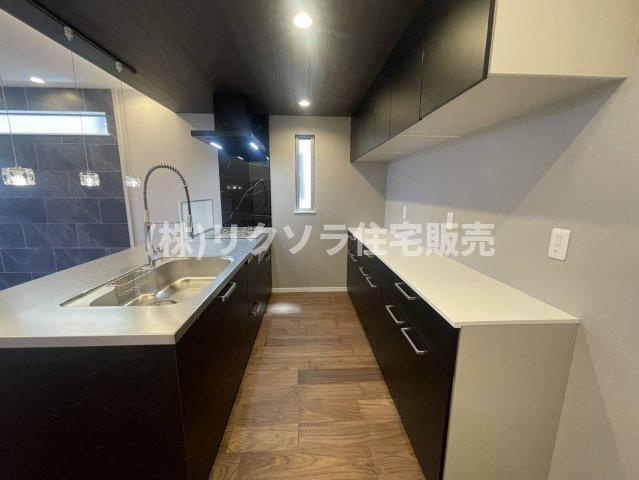 走谷1丁目　中古一戸建てのキッチン|LDK16.0帖
■物件内覧・資金計画相談・住宅ローン相談、リフォーム相談、お問合せ受付中■
※当日・翌日のご内覧、ご相談はお電話でのお問合せがスムーズです！