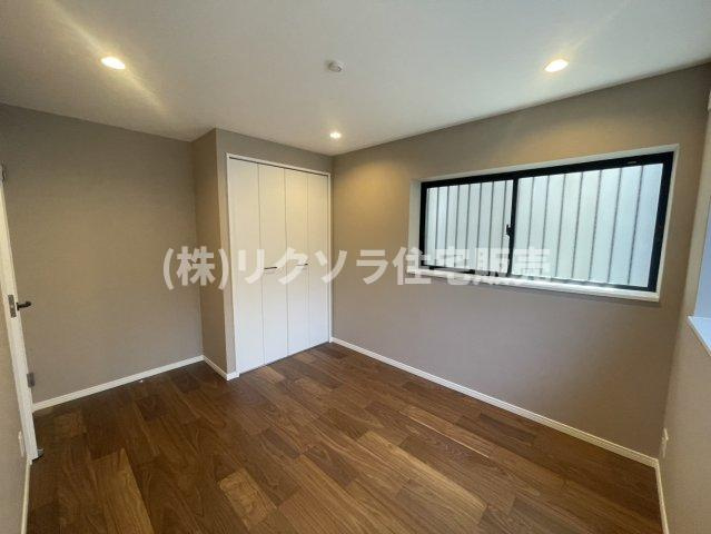 走谷1丁目　中古一戸建ての洋室|洋室5.5帖
■物件内覧・資金計画相談・住宅ローン相談、リフォーム相談、お問合せ受付中■
※当日・翌日のご内覧、ご相談はお電話でのお問合せがスムーズです！
