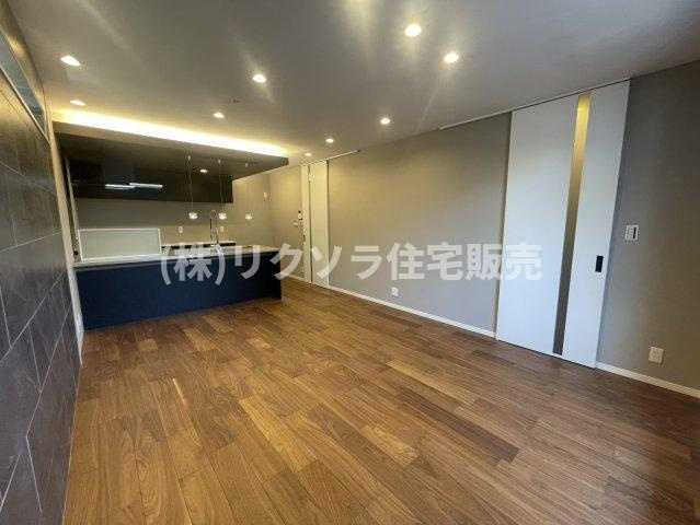 走谷1丁目　中古一戸建ての居間・リビング|LDK16.0帖
■物件内覧・資金計画相談・住宅ローン相談、リフォーム相談、お問合せ受付中■
※当日・翌日のご内覧、ご相談はお電話でのお問合せがスムーズです！