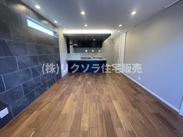 走谷1丁目　中古一戸建ての居間・リビング|LDK16.0帖
■物件内覧・資金計画相談・住宅ローン相談、リフォーム相談、お問合せ受付中■
※当日・翌日のご内覧、ご相談はお電話でのお問合せがスムーズです！
