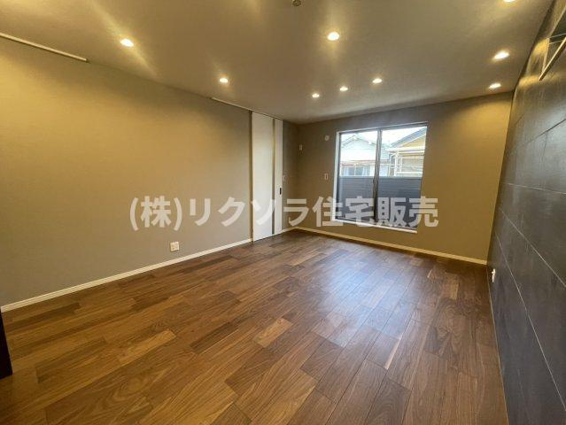 走谷1丁目　中古一戸建ての居間・リビング|LDK16.0帖
■物件内覧・資金計画相談・住宅ローン相談、リフォーム相談、お問合せ受付中■
※当日・翌日のご内覧、ご相談はお電話でのお問合せがスムーズです！