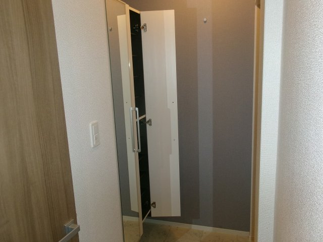 エムライズ大観町の収納