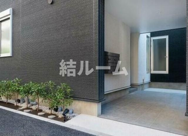 北区神谷１丁目のアパートのエントランス