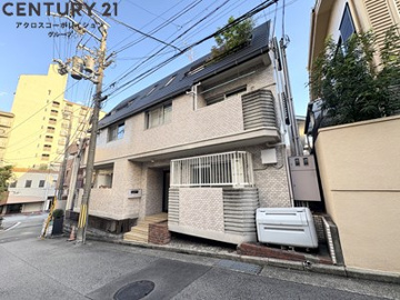宅配ボックス付きで不在時にも便利♪