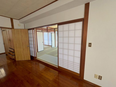 【居間・リビング】 | 仲村氏共同住宅 | 仲村氏共同住宅★那覇市三原エリア
