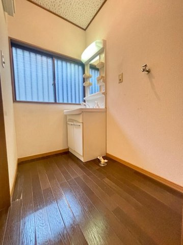 中古戸建　柏市豊四季の洗面所