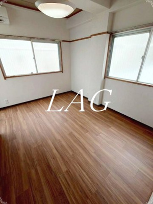 【居間・リビング】 | ハイシティビル | 洋室のお部屋です。