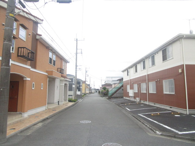 厚木市上依知の倉庫