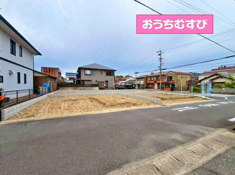 北区東味鋺第4(全4棟)の前面道路含む現地写真